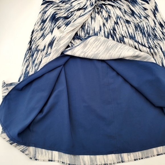 Club Monaco Blue White Abstract Print Twist Waist Robetta Skirt - Picture 6 of 11